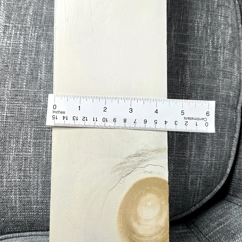 Wood Floating Wall Shelf. White.